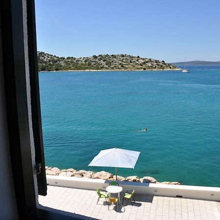 Apartment Ruzica Tribalj Oda fotoğraf