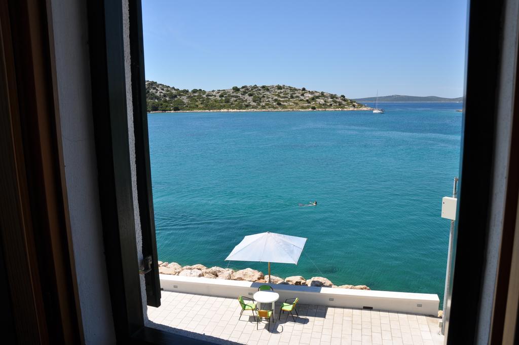 Apartment Ruzica Tribalj Oda fotoğraf